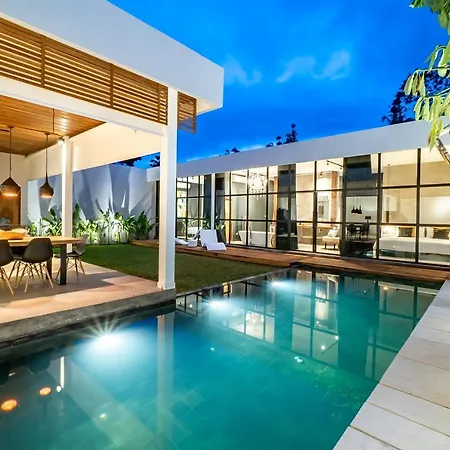Rouge - Loft Dimanisa Villa