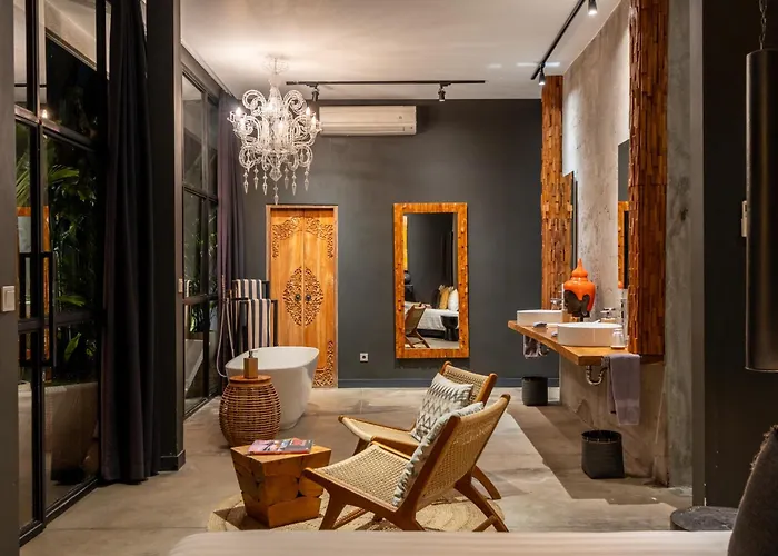 Villa Rouge - Loft Dimanisa Ubud