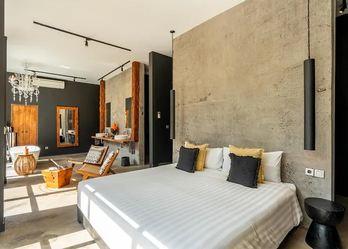 Villa Rouge - Loft Dimanisa *